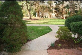 7514 Spring Lake Dr, Unit A in Bethesda, MD - Building Photo - Building Photo