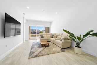 8118 Tethys Ct in Melbourne, FL - Building Photo - Building Photo