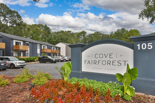 Cove at Fairforest Apartments
