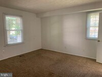 355 Homeland Southway photo'