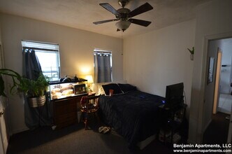 26 Haskell St, Unit 1 in Boston, MA - Foto de edificio - Building Photo