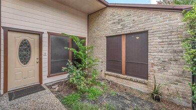 10919 Paulwood Dr in Houston, TX - Building Photo - Building Photo
