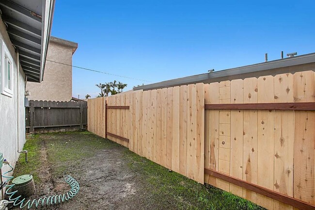 property at 1135 Florida St