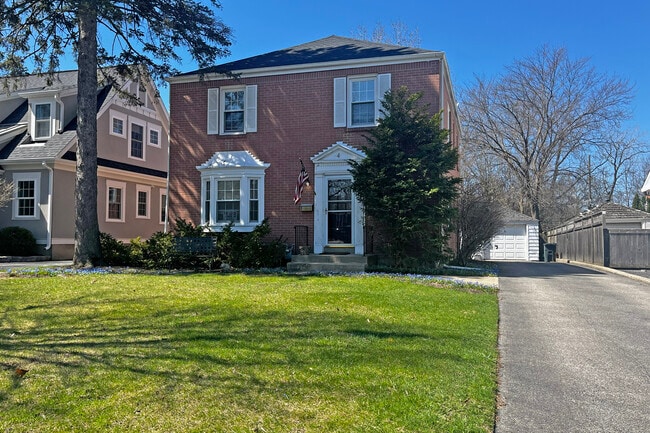 property at 4 S June Terrace