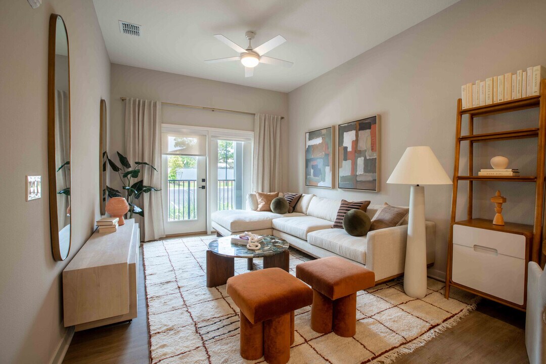 Lynwind in Davenport, FL - Building Photo