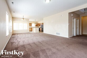 5404 Powder River Ct in Indianapolis, IN - Foto de edificio - Building Photo