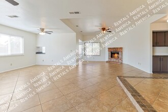 12 N Galaxy Dr in Chandler, AZ - Building Photo - Building Photo