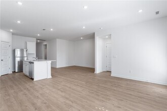 103 S Maroon Ave in Fayetteville, AR - Building Photo - Building Photo