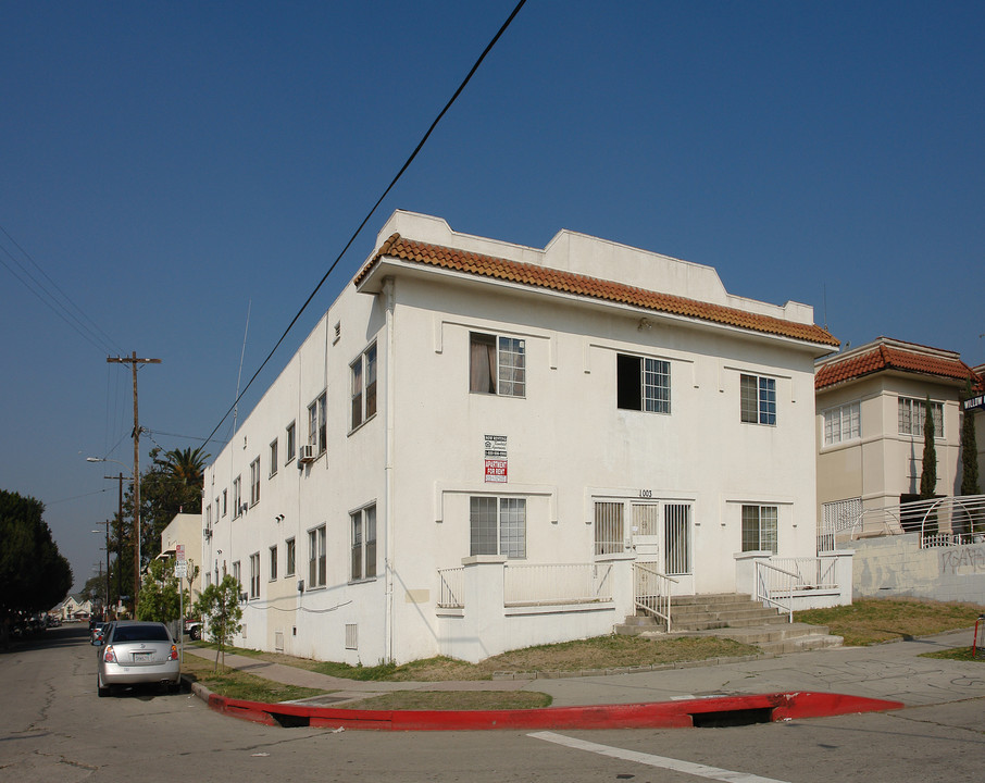 1003 N New Hampshire Ave in Los Angeles, CA - Building Photo