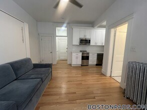 26 Hemenway St, Unit 1 in Boston, MA - Building Photo - Building Photo