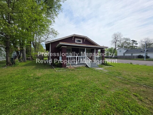 1386 Snowden Ave in Memphis, TN - Building Photo - Building Photo