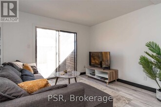 2-2 Blackthorn Ave in Toronto, ON - Building Photo - Building Photo