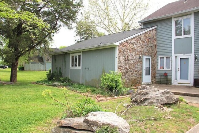 property at 619 Rockwood Dr