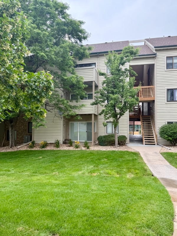 property at 7468 S Alkire St