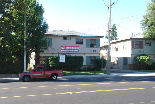 14314 Magnolia Blvd in Sherman Oaks, CA - Building Photo - Building Photo