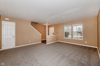 8144 Wood Hollow Ln in Indianapolis, IN - Building Photo - Building Photo