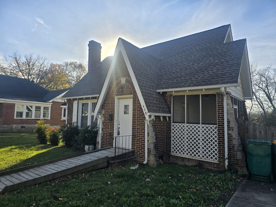 428 Highland Ave in Lewisburg, TN - Building Photo