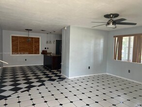 7740 NW 11th St in Pembroke Pines, FL - Building Photo - Building Photo