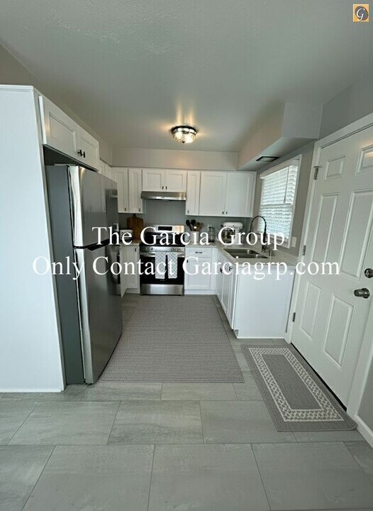 3423-3435 SE 78th Ave in Portland, OR - Building Photo