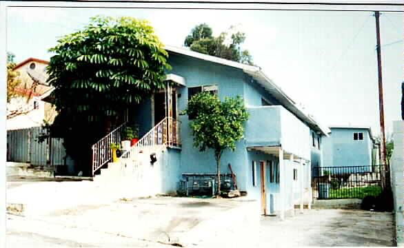 934-936 N Rowan Ave in Los Angeles, CA - Building Photo