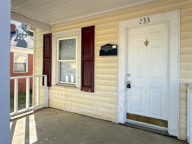233 Orange St in Charlotte, NC - Building Photo - Building Photo
