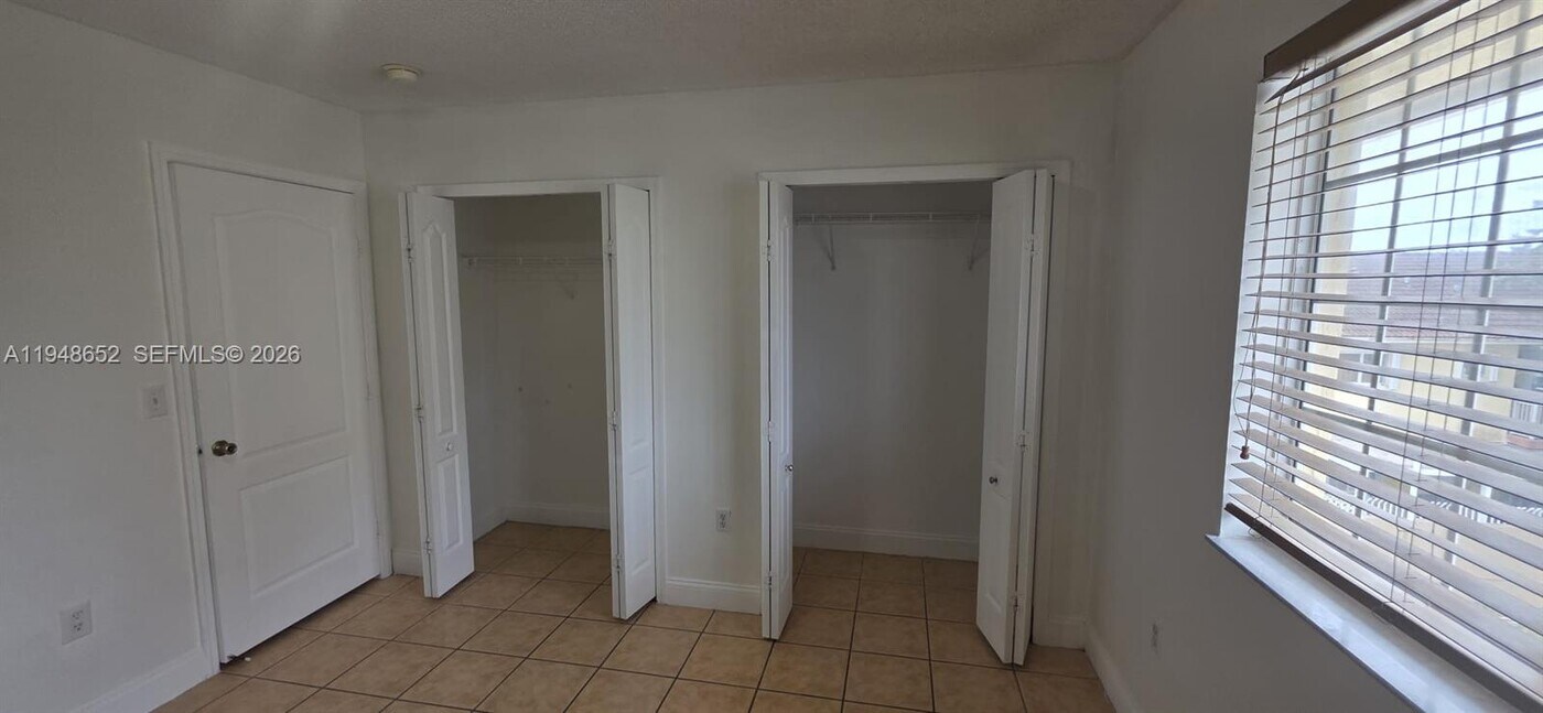 7475 W 22nd Ave in Hialeah, FL - Building Photo