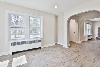 139 Greeley St in Hudson, NH - Building Photo - Building Photo