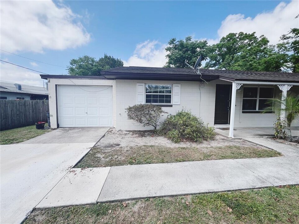 110 Willow Ave in Altamonte Springs, FL - Building Photo