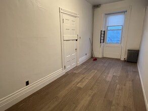 215 Harrison Ave, Unit #1 in Boston, MA - Building Photo - Building Photo