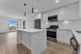 8353 200A St in Langley, BC - Building Photo - Building Photo