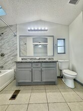 1007 Spooner St in Pasadena, TX - Building Photo - Building Photo