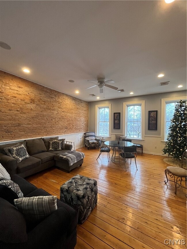 property at 2 W Park Row