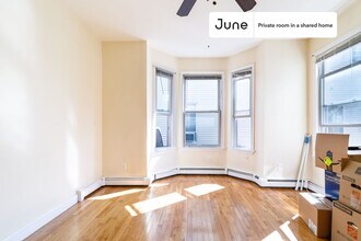 Private bedroom in 2 bed/1 bath Home in Boston, MA - Building Photo - Building Photo