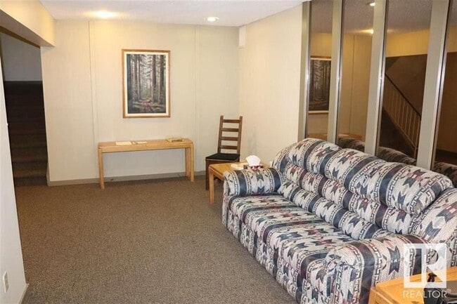 8149-8111 111 St NW in Edmonton, AB - Building Photo - Building Photo