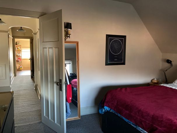 40 Beulah Av in Hamilton, ON - Building Photo - Building Photo