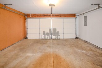 5231 Pin Oak Dr in Indianapolis, IN - Building Photo - Building Photo