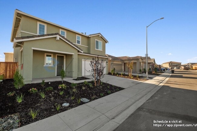 1710 Halo Ave in Manteca, CA - Building Photo - Building Photo