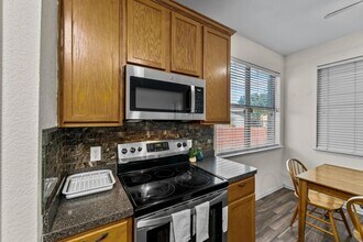 Stunning Fort Worth home in a sought-after in Fort Worth, TX - Building Photo - Building Photo