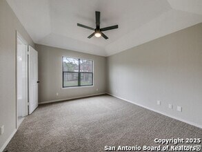 9218 Shadow Crest Dr in Converse, TX - Building Photo - Building Photo