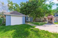 6823 Keller St photo'