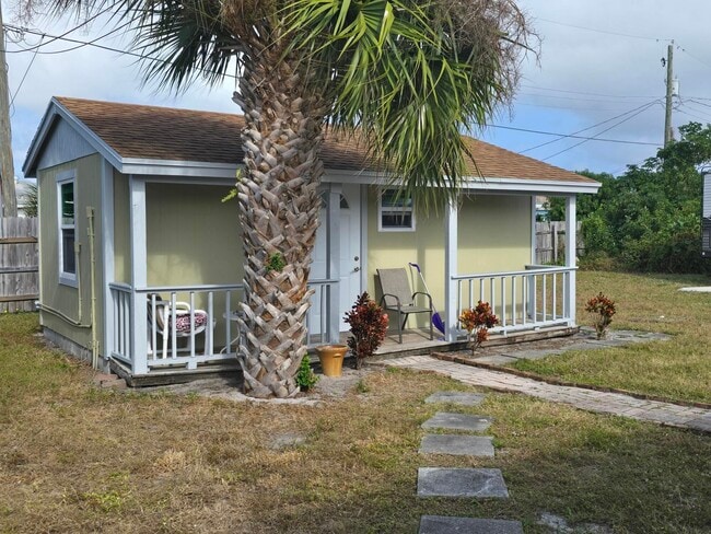 property at 513 Greynolds Cir
