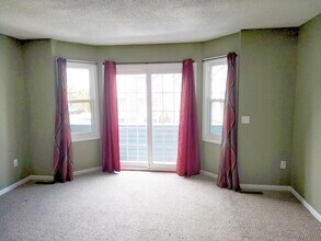 167 Old Foxon Rd in New Haven, CT - Building Photo - Building Photo