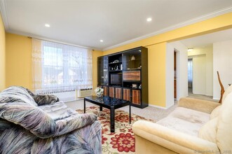 7 4th St in Stamford, CT - Building Photo - Building Photo