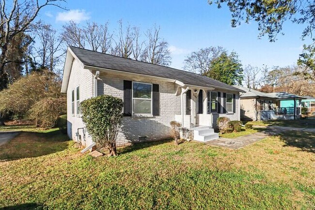 2117 Blayton Ln SE in Atlanta, GA - Building Photo - Building Photo