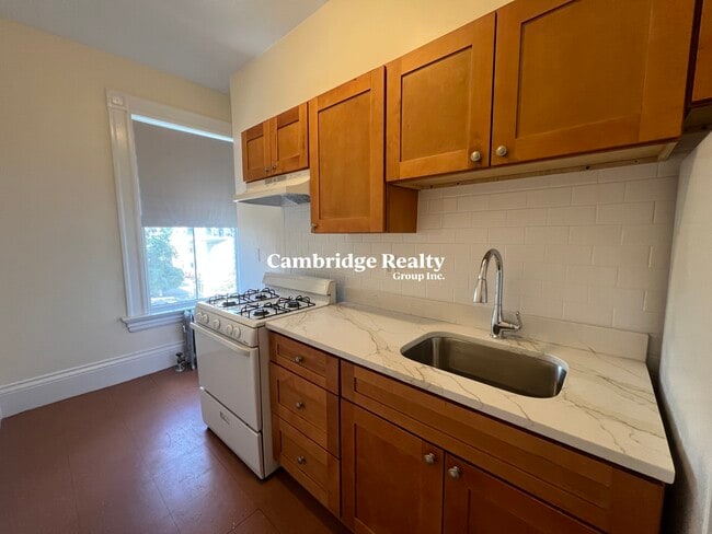 10 Ware St, Unit 307T