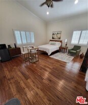 4956 Doman Ave in Los Angeles, CA - Building Photo