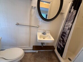 173 Princeton Blvd in Lowell, MA - Building Photo - Building Photo