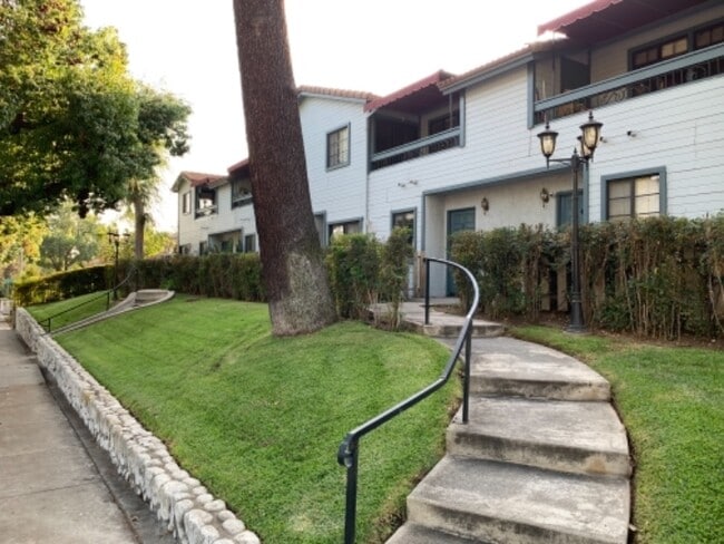 property at 1255 N Los Robles Ave