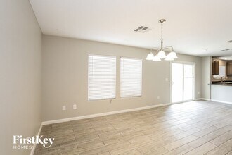 5628 N Siena Rose St in North Las Vegas, NV - Building Photo - Building Photo