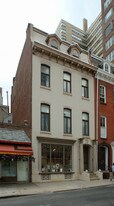 260 S 18th St in Philadelphia, PA - Building Photo